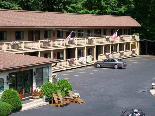 לייק ג'ורג' Tall Pines Motel חדר תמונה